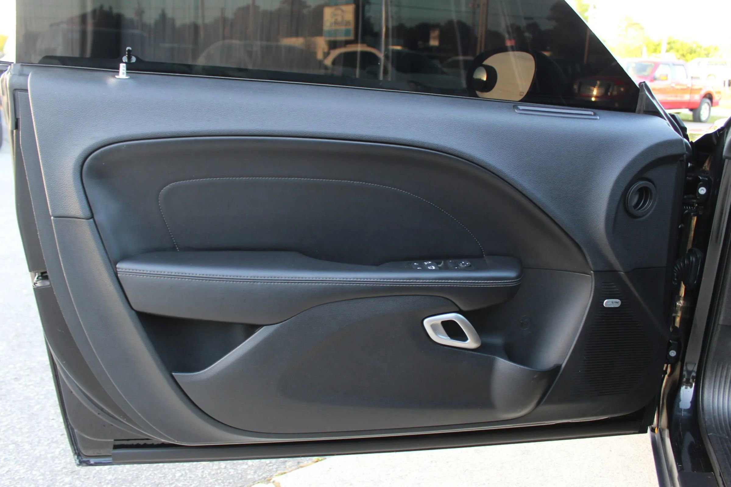 Used 2015 Dodge Challenger R/T Plus RWD image 11