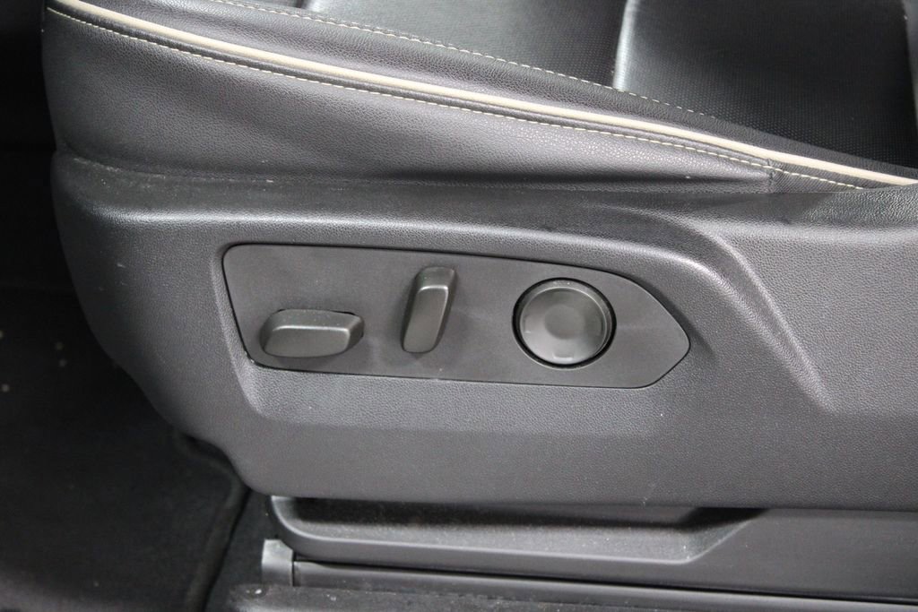 Used 2024 Chevrolet Tahoe Premier image 17