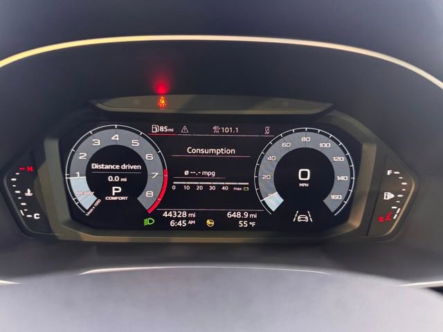 Used 2022 Audi Q3 2.0T Premium w/ Convenience Package AWD/4WD image 11