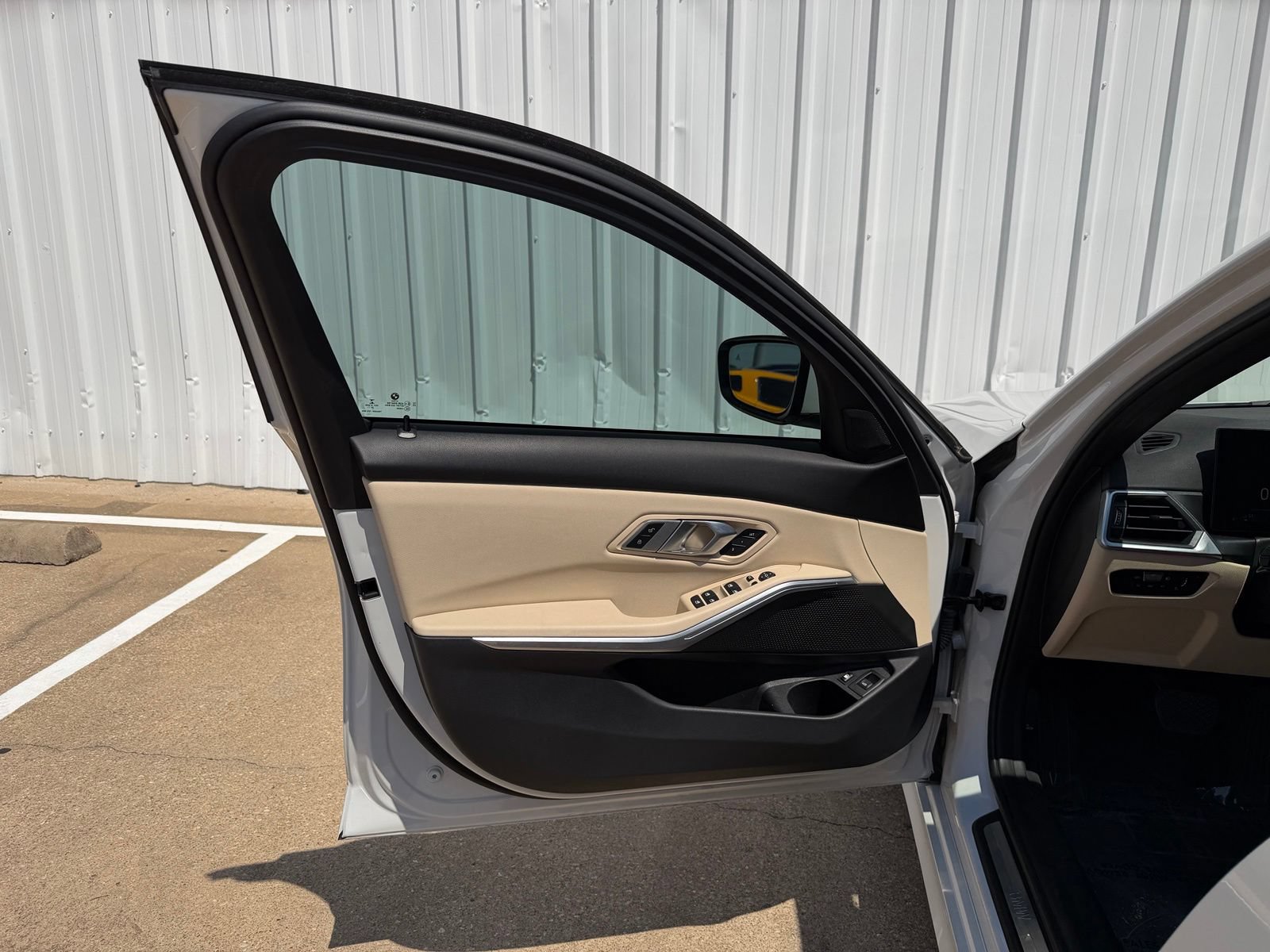 Used 2023 BMW 330e w/ Driving Assistance Package RWD image 22