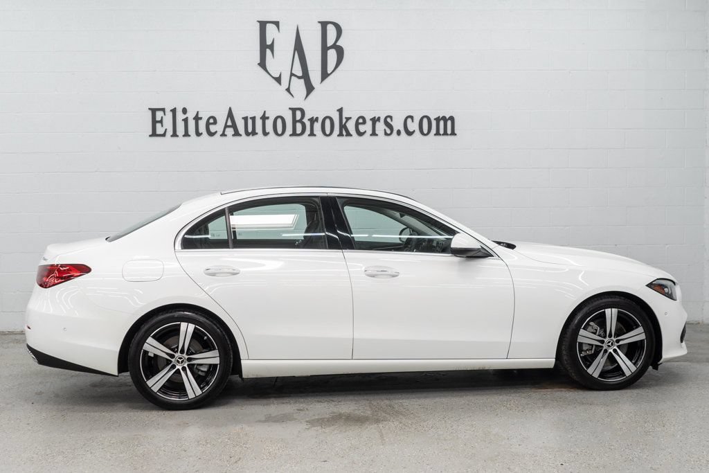Used 2025 Mercedes-Benz C 300 4MATIC Sedan image 5