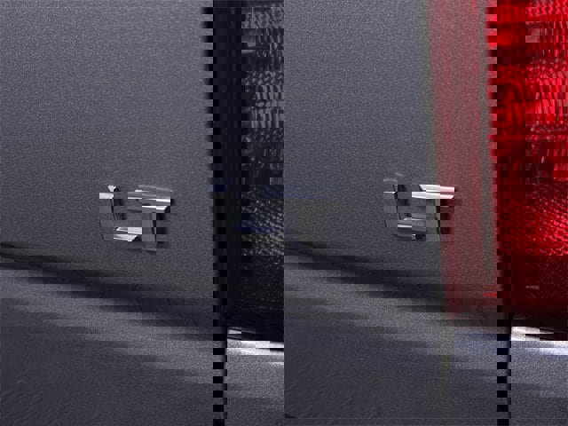 Used 2025 Chevrolet Silverado 1500 LT image 33