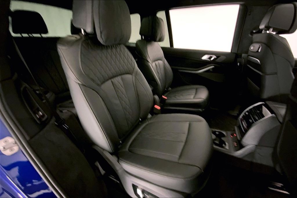 Certified 2026 BMW X7 M60i AWD/4WD image 15