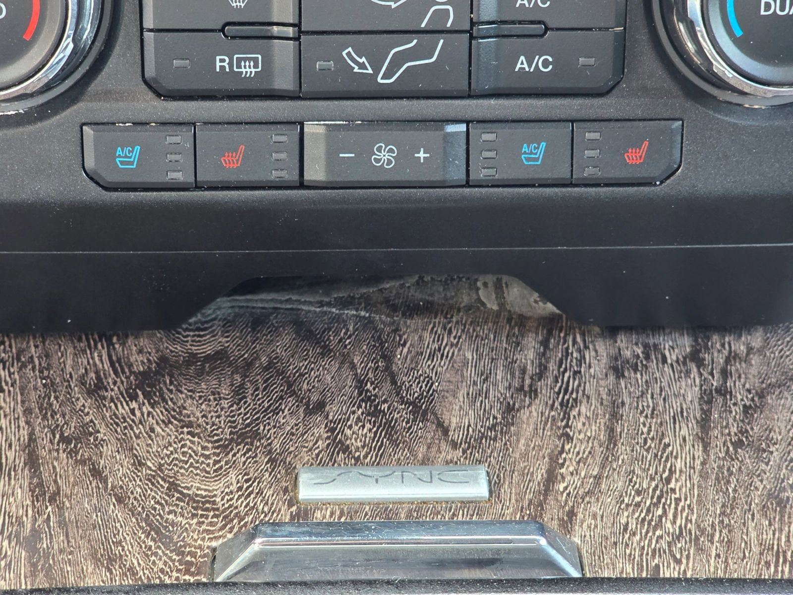 Used 2018 Ford F250 Lariat w/ Lariat Ultimate Package image 17