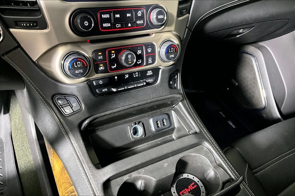 Used 2016 GMC Yukon Denali w/ Open Road Package RWD image 26