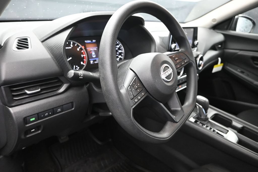 Used 2024 Nissan Sentra S FWD image 12