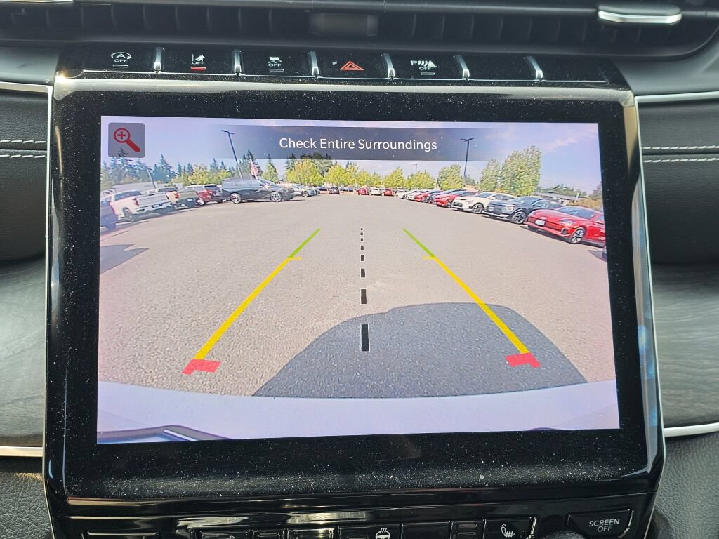 Used 2021 Jeep Grand Cherokee L Limited w/ Trailer Tow Group (B) AWD/4WD image 16