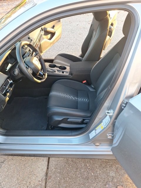 Used 2022 Honda Civic Sport image 12