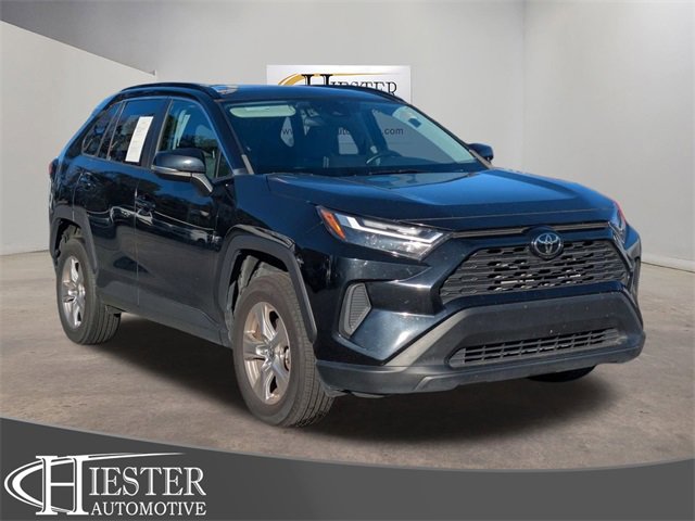 Used 2022 Toyota RAV4 XLE