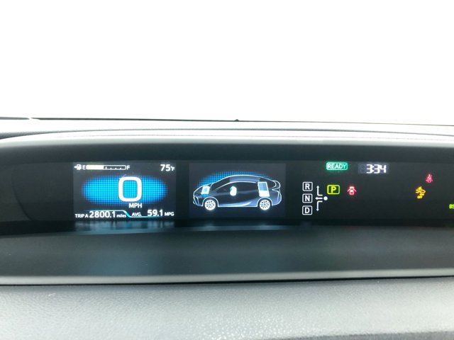 Used 2022 Toyota Prius XLE w/ Advanced Technology Package FWD image 18