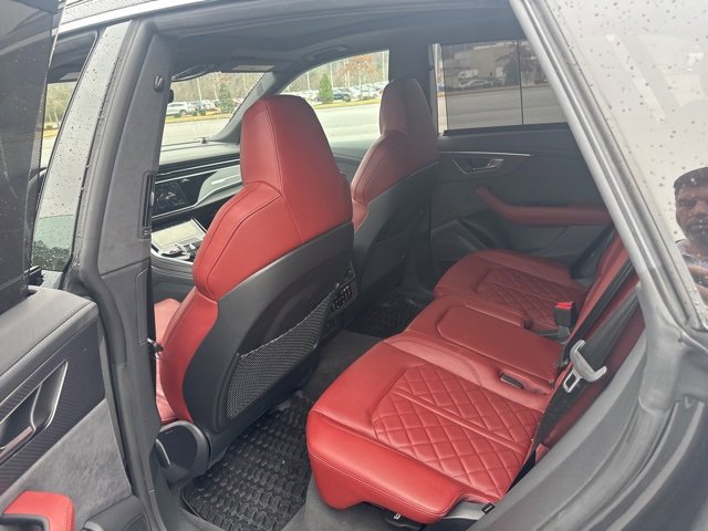 Used 2024 Audi SQ8 Prestige w/ Prestige Package image 9