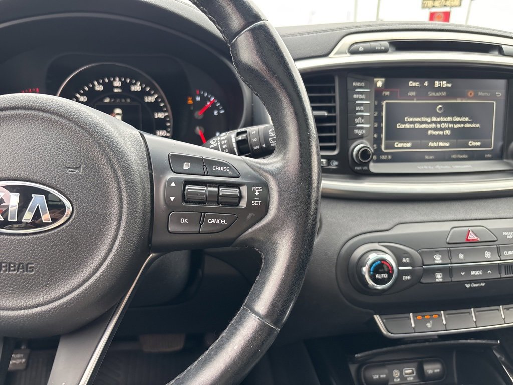 Used 2016 Kia Sorento SX image 7