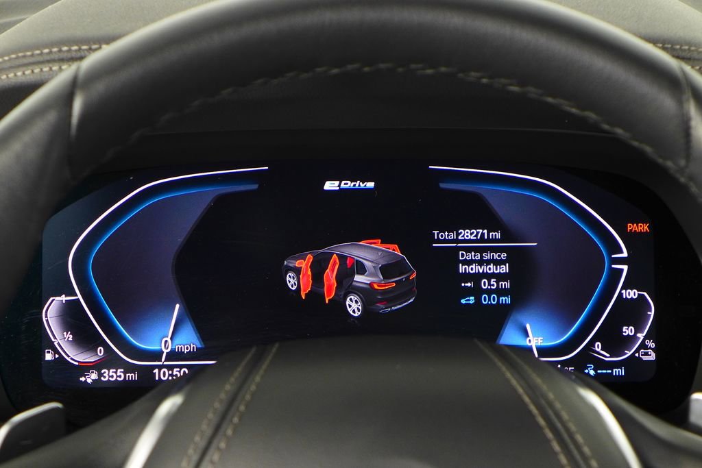 Certified 2023 BMW X5 xDrive45e w/ Parking Assistance Package AWD/4WD image 28