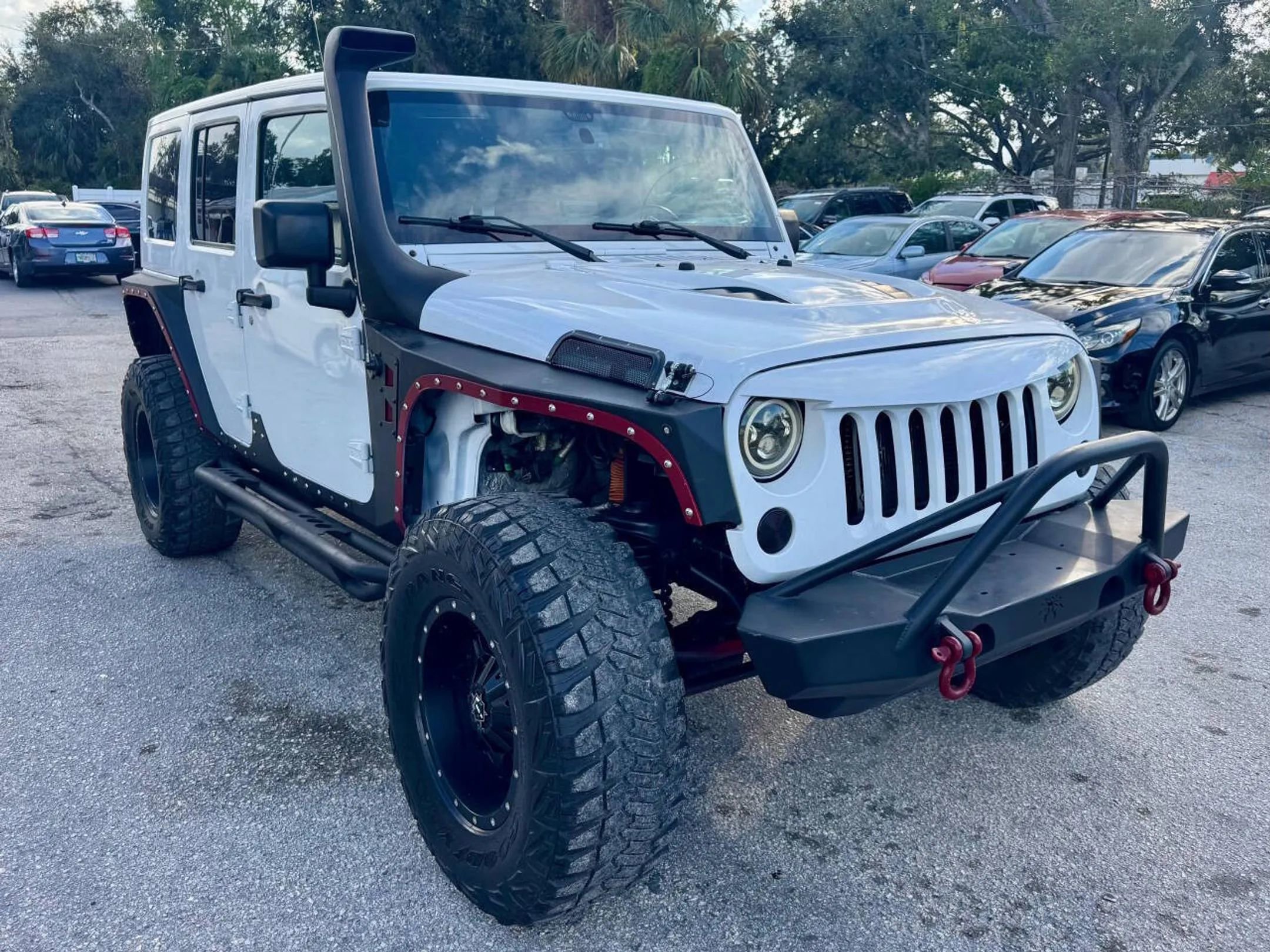 Used 2016 Jeep Wrangler Unlimited Rubicon image 17