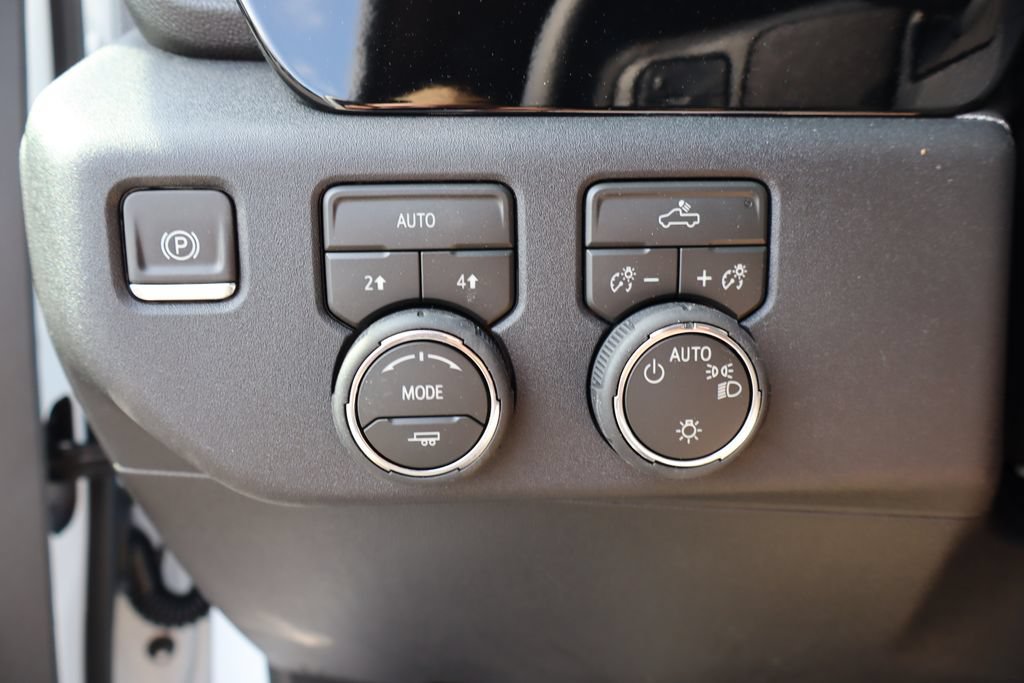 New 2026 Chevrolet Silverado 1500 LT AWD/4WD image 13