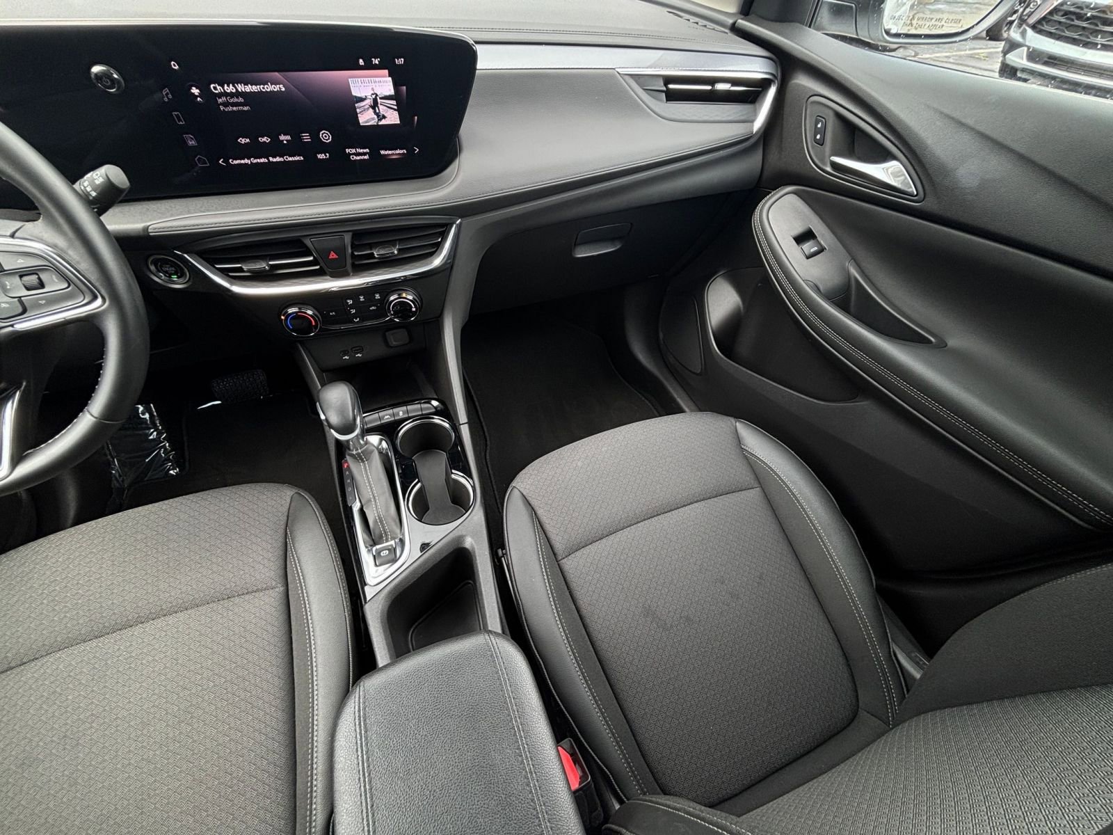 Used 2025 Buick Encore GX Preferred FWD image 35