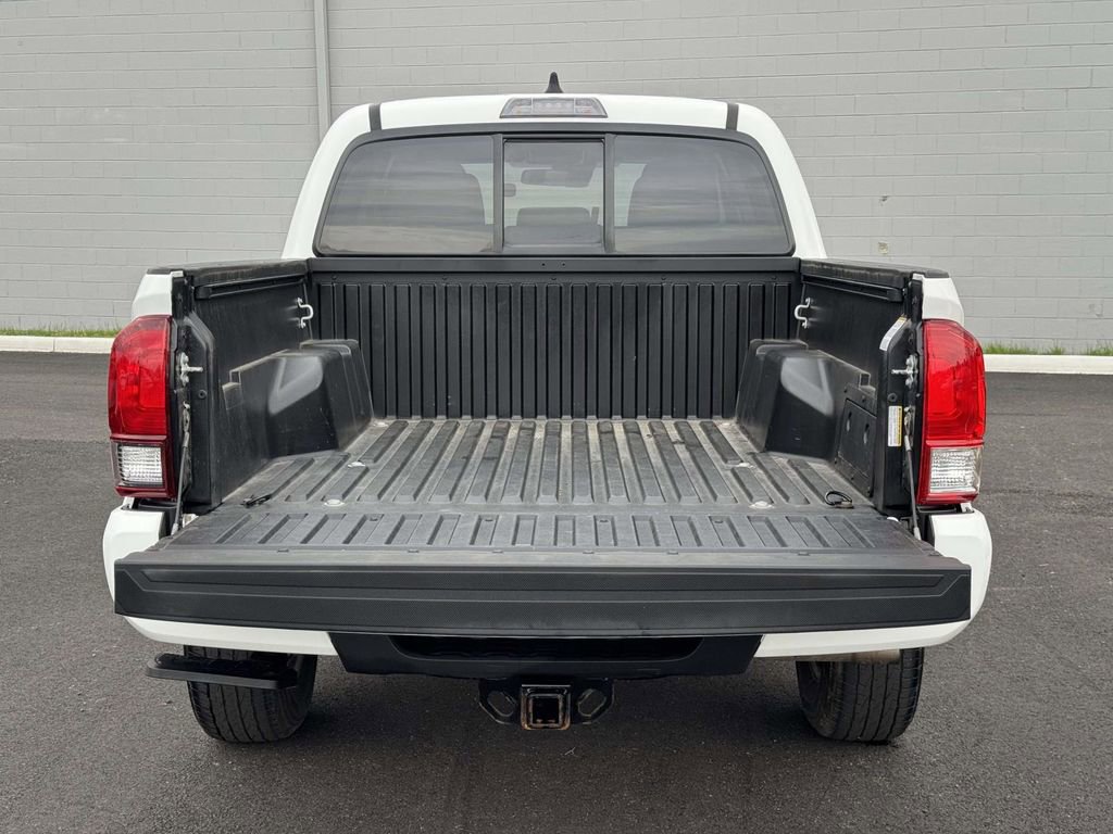 Used 2023 Toyota Tacoma SR image 15