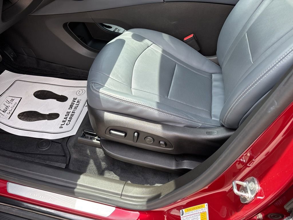 Used 2021 Buick Enclave Premium w/ Sun and Sites Package image 15