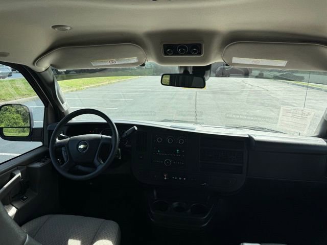 Used 2019 Chevrolet Express 3500 LT w/ LT Preferred Equipment Group RWD image 17
