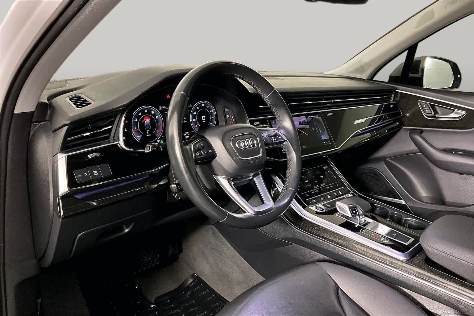 Used 2022 Audi Q7 3.0T Premium Plus w/ Premium Plus Package AWD/4WD image 18