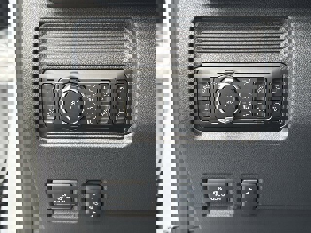 New 2026 Ford F350 Lariat w/ Lariat Premium Package image 12