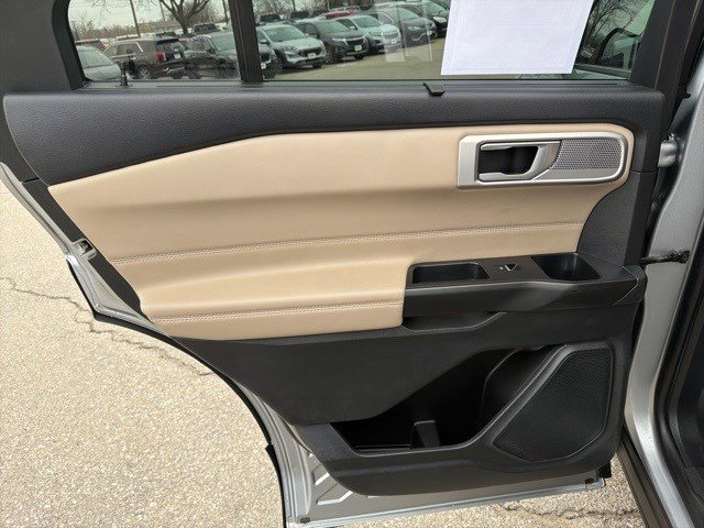 Used 2020 Ford Explorer Limited image 13