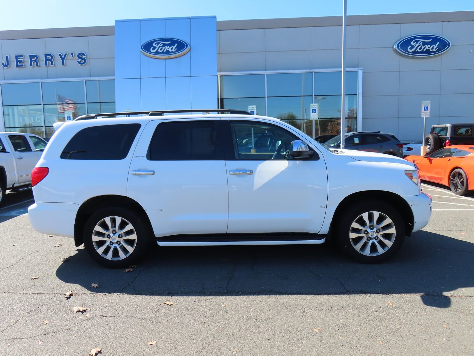 Used 2015 Toyota Sequoia Limited image 4