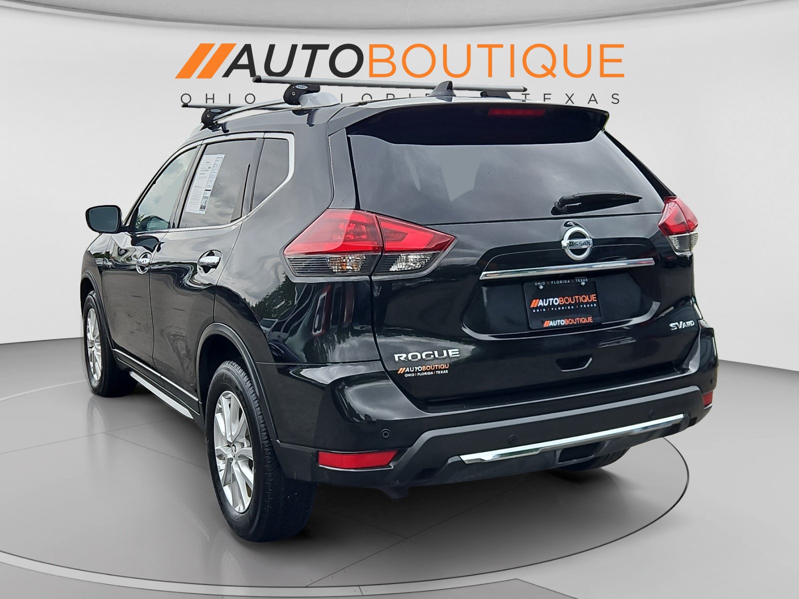 Used 2019 Nissan Rogue SV AWD/4WD image 3