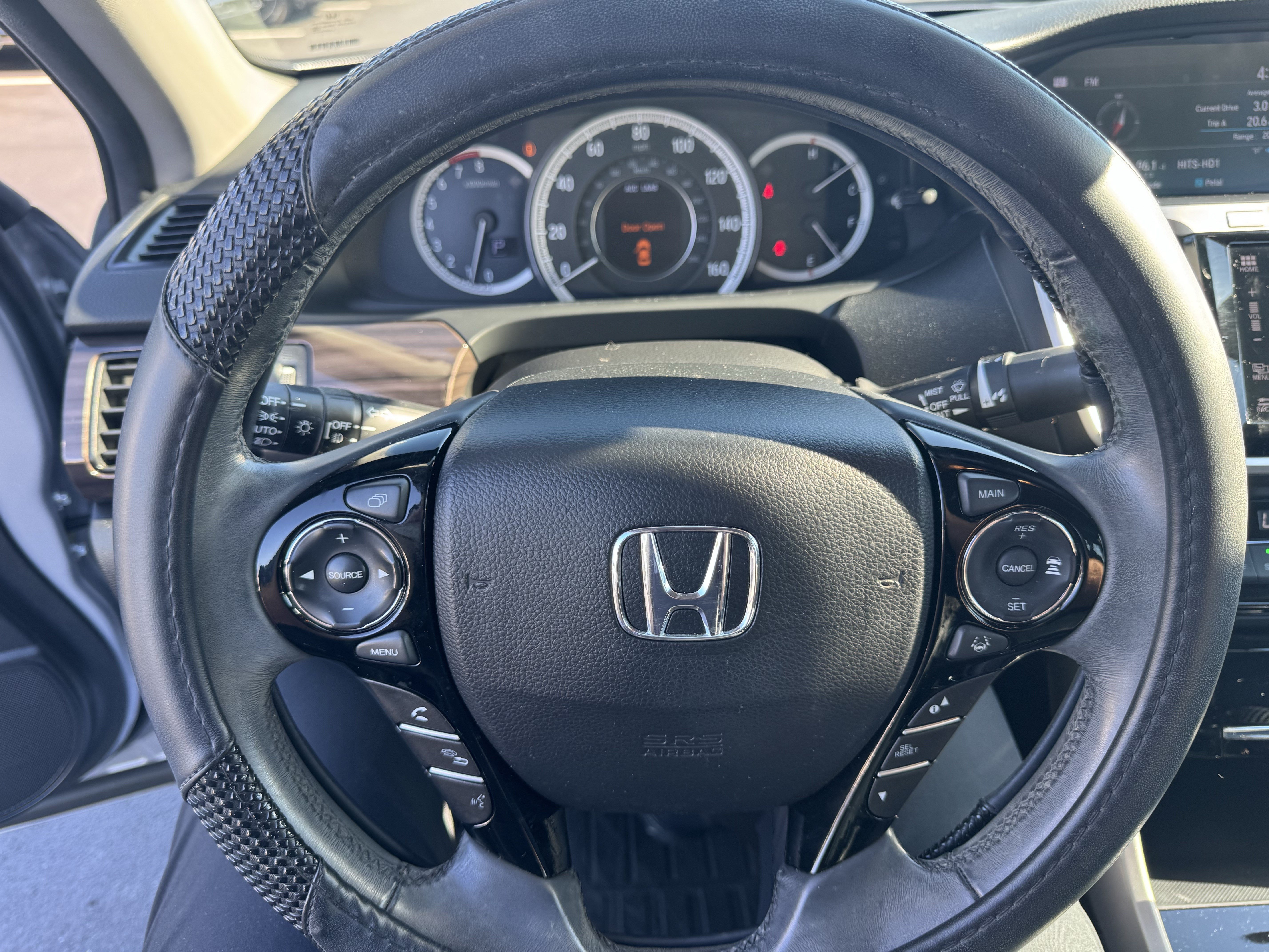Used 2017 Honda Accord EX-L image 18