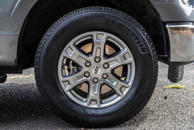 Used 2022 Ford F150 XLT w/ Equipment Group 302A High image 16