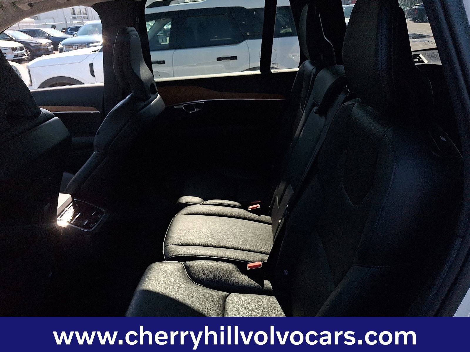 Certified 2023 Volvo XC90 B6 Core w/ Climate Package image 11