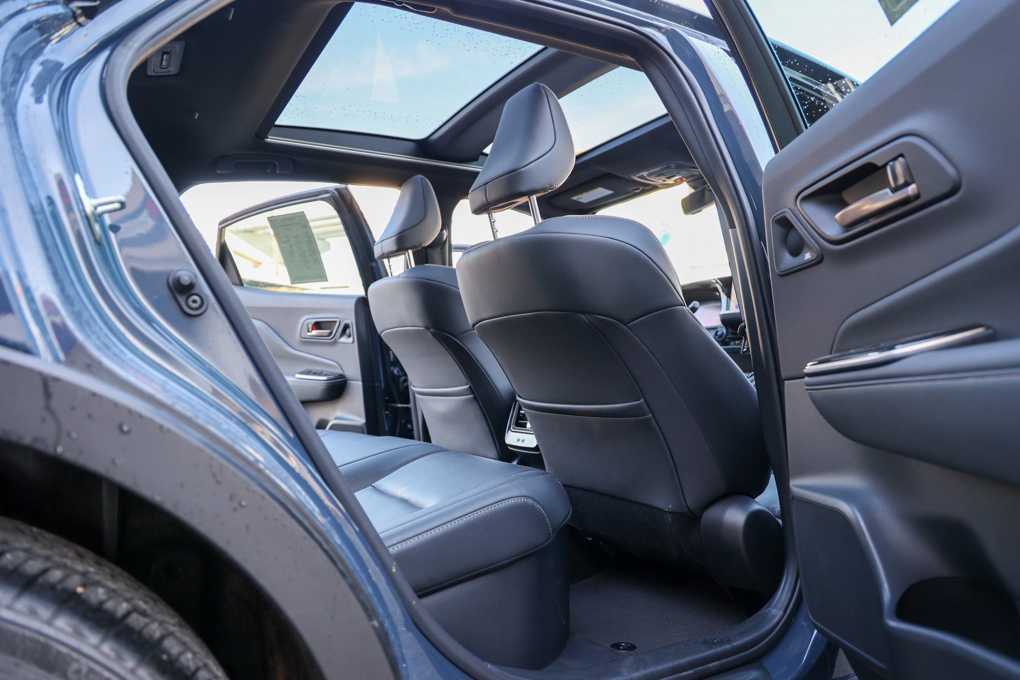 Used 2025 Toyota Crown Platinum image 40