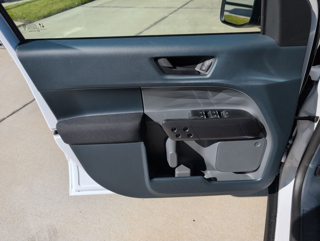 New 2026 Ford Maverick XL image 27