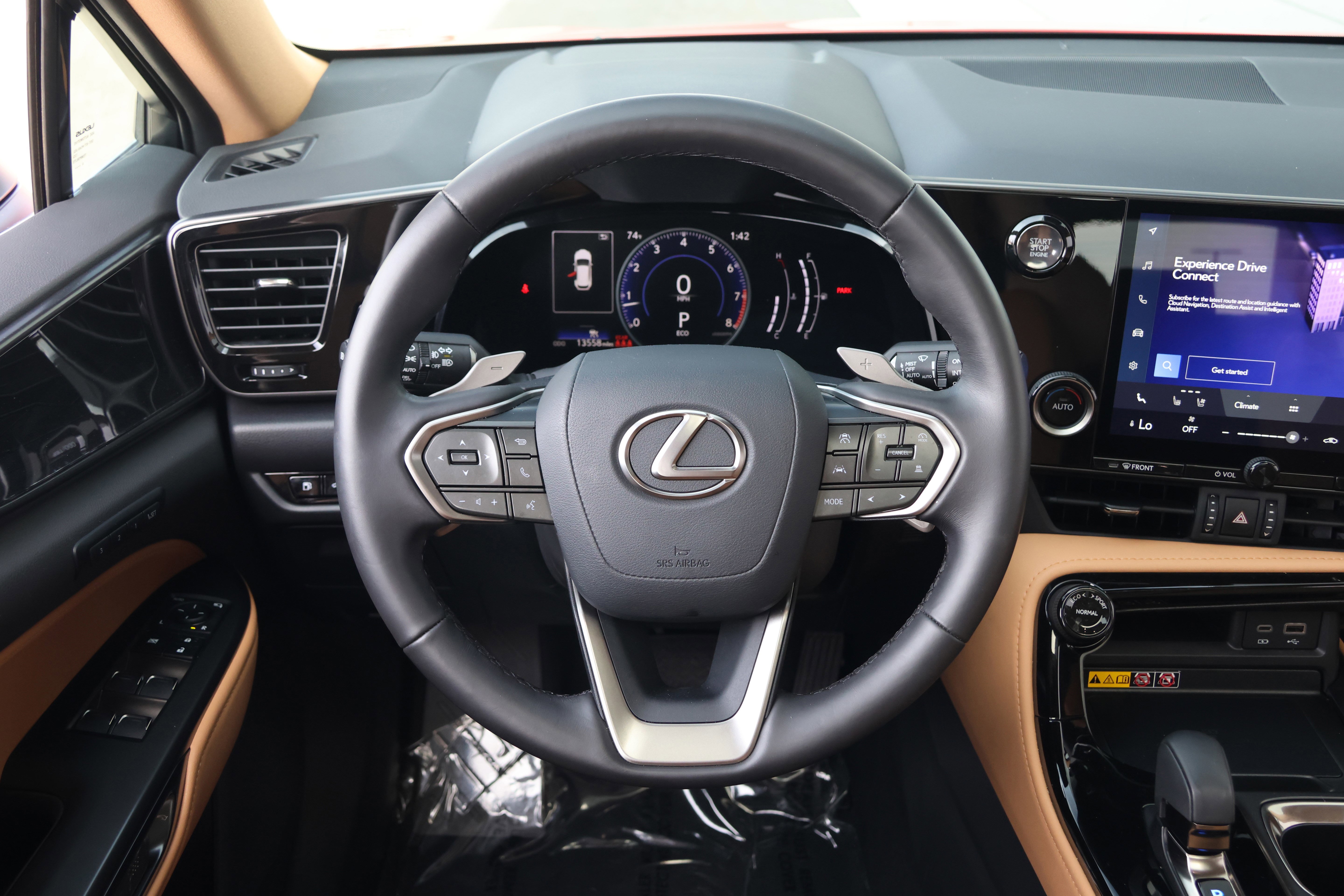 Certified 2025 Lexus NX 250 250 Premium w/ Towing Package (2000 Lbs) image 18