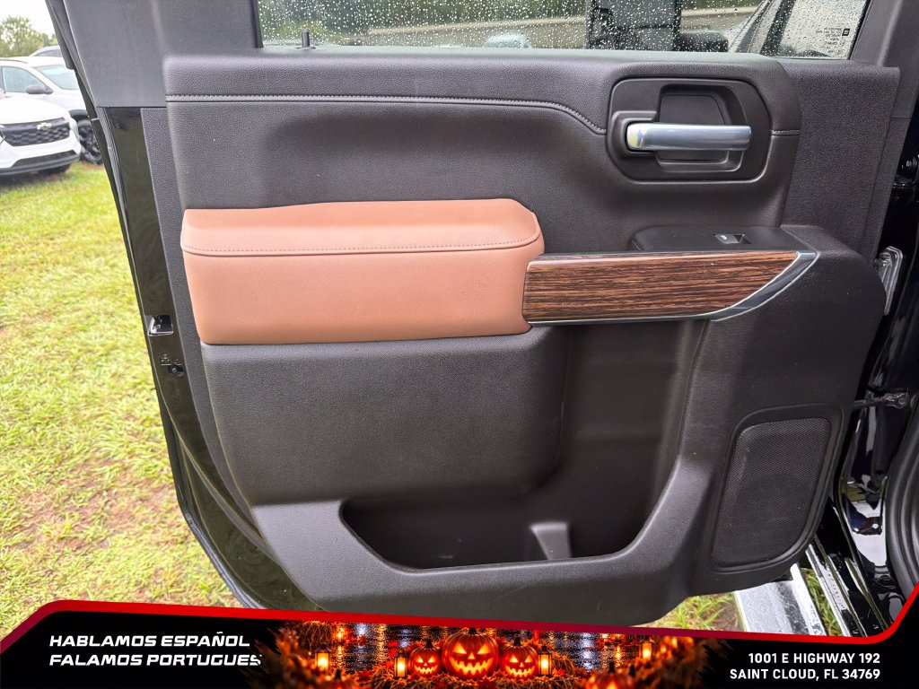 Used 2023 Chevrolet Silverado 2500 High Country w/ Z71 Off-Road Package AWD/4WD image 24