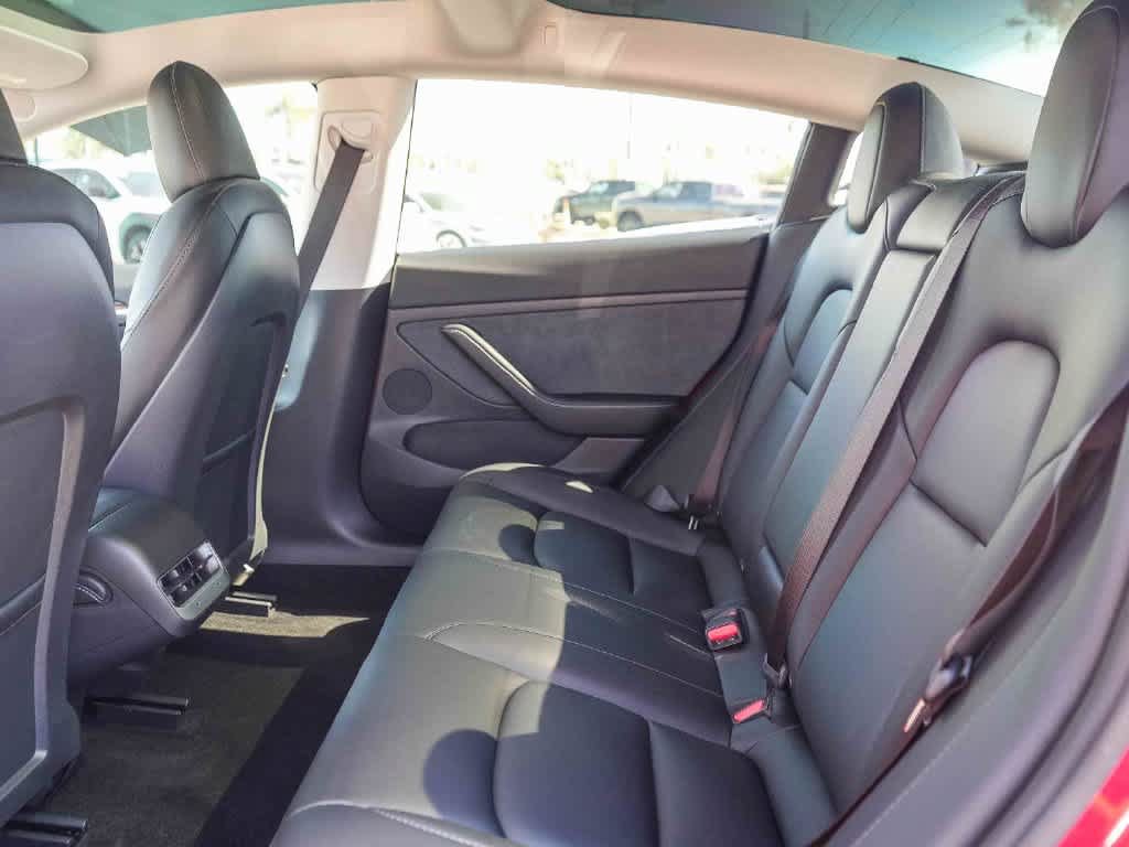 Used 2022 Tesla Model 3 Performance AWD/4WD image 18