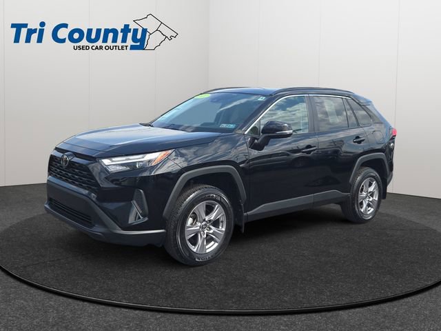 Certified 2022 Toyota RAV4 XLE w/ Convenience Package image 3
