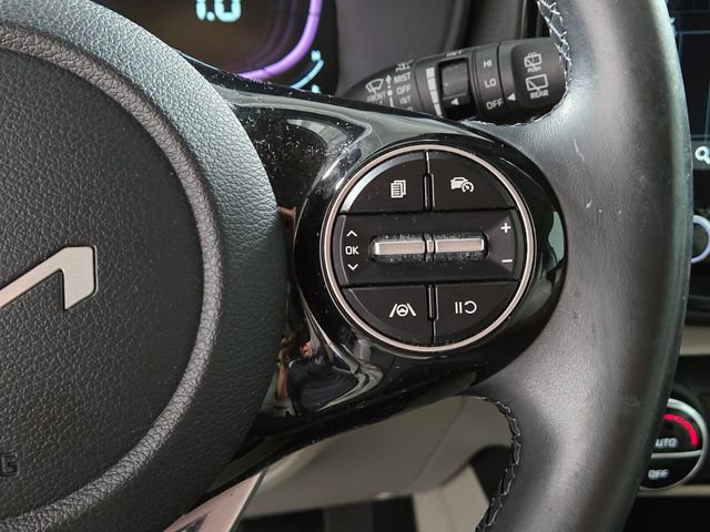 Used 2023 Kia Soul EX image 33