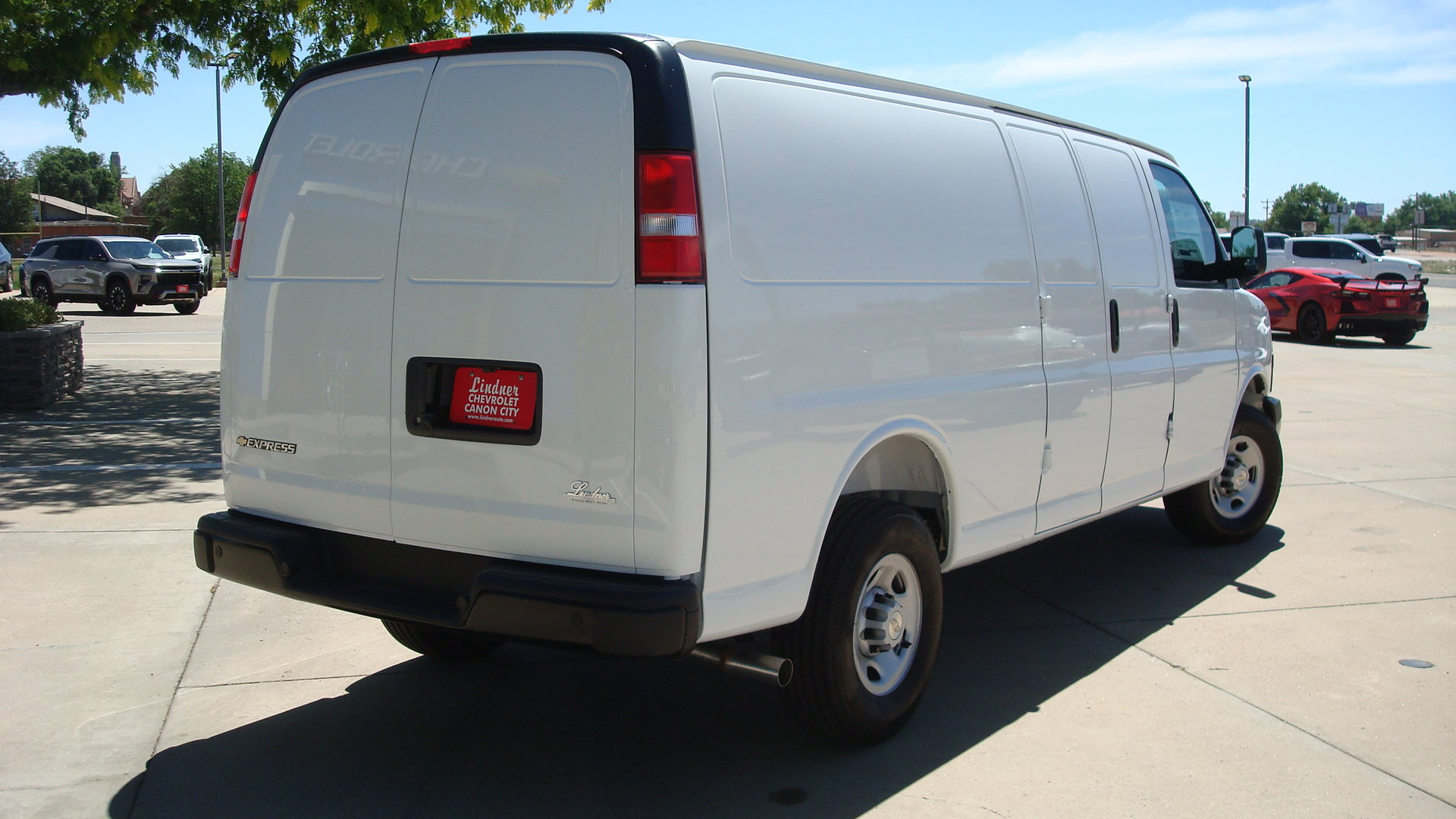 New 2026 Chevrolet Express 3500 Extended w/ Driver Convenience Package RWD image 4