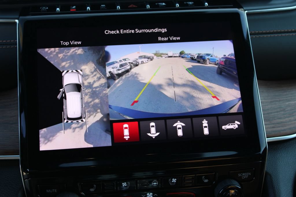 Used 2021 Jeep Grand Cherokee L Summit w/ Advanced Protech Group IV AWD/4WD image 28