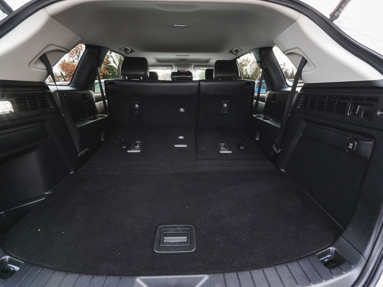 Used 2024 MAZDA CX-90 Plug-In Hybrid w/ Preferred image 43