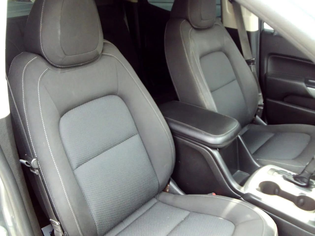 Used 2019 Chevrolet Colorado LT RWD image 37