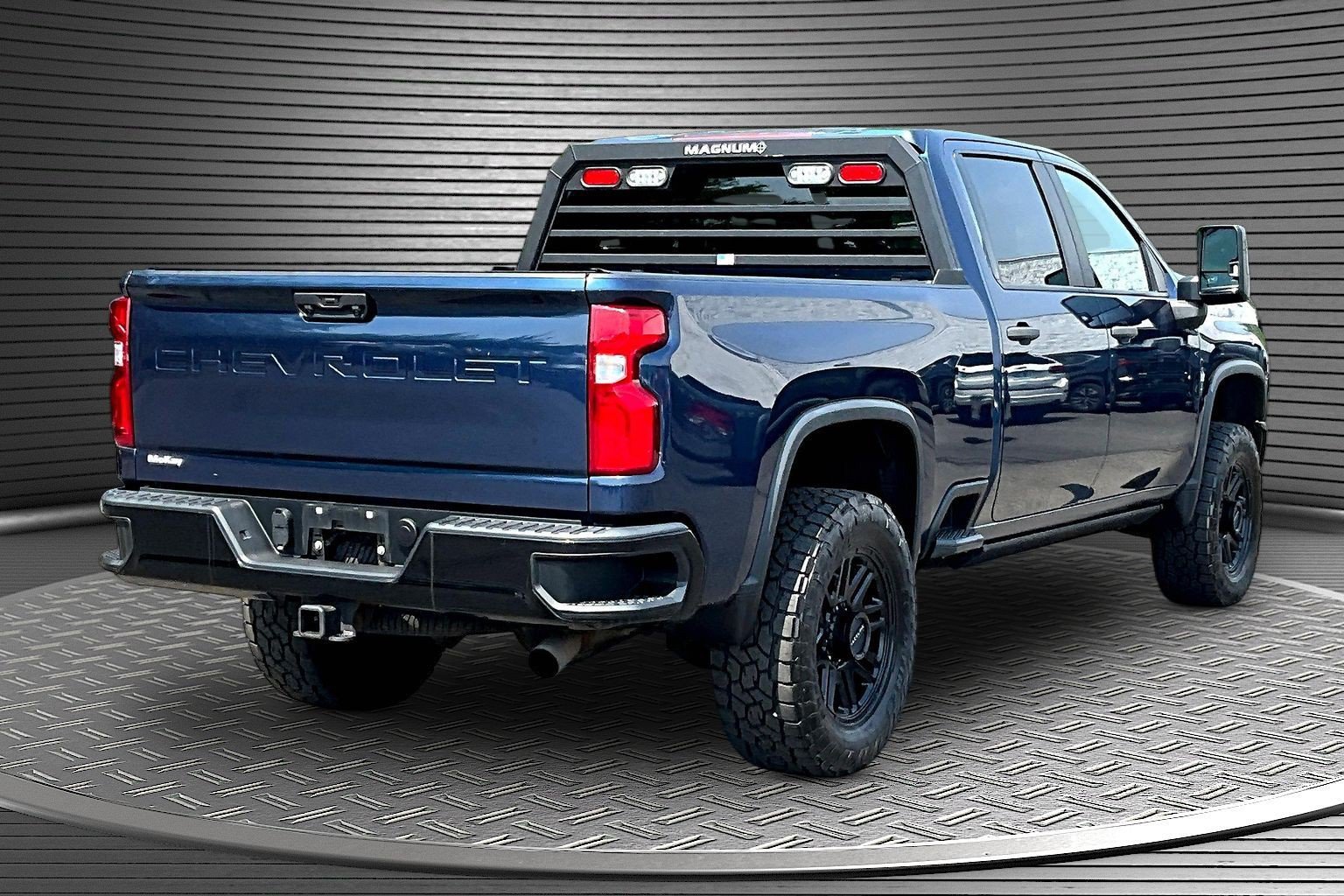 Used 2020 Chevrolet Silverado 2500 Custom w/ Custom Value Package AWD/4WD image 6