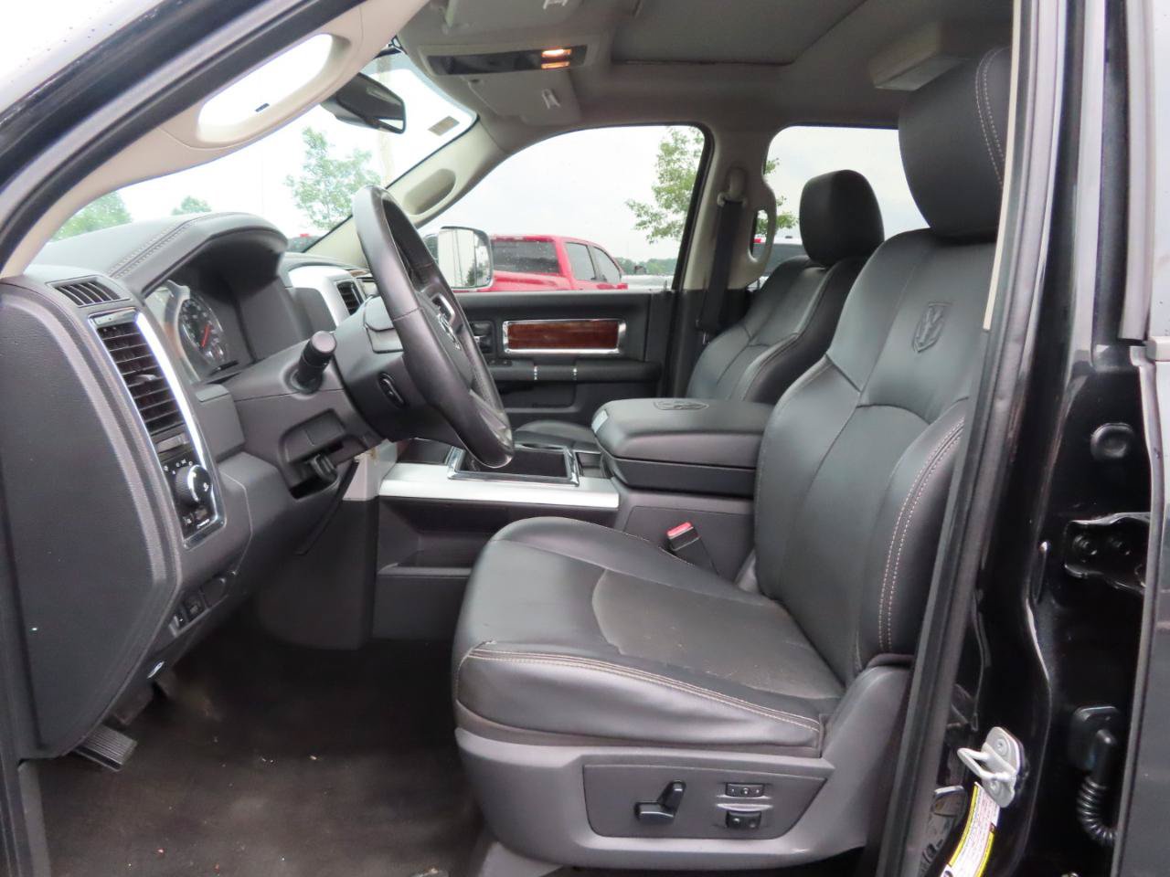 Used 2010 Dodge Ram 2500 Truck Laramie w/ Protection Group AWD/4WD image 29