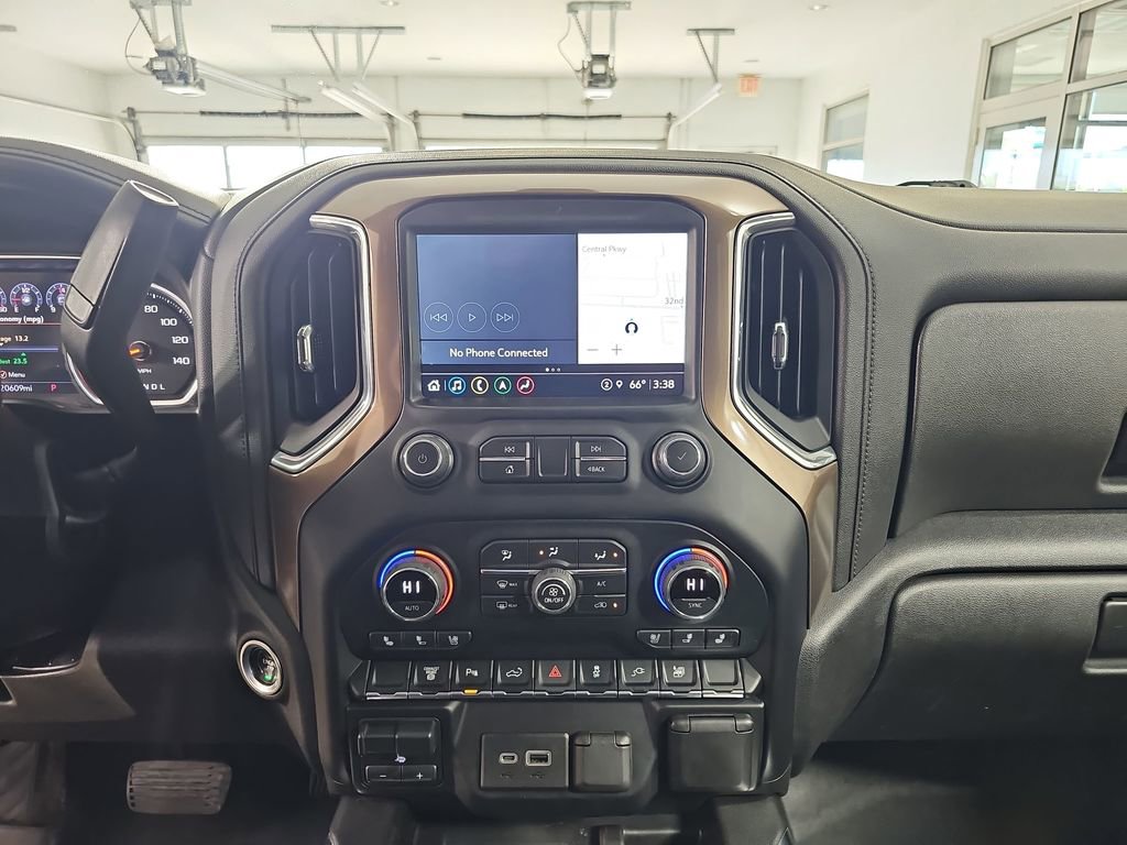 Used 2022 Chevrolet Silverado 2500 High Country AWD/4WD image 25