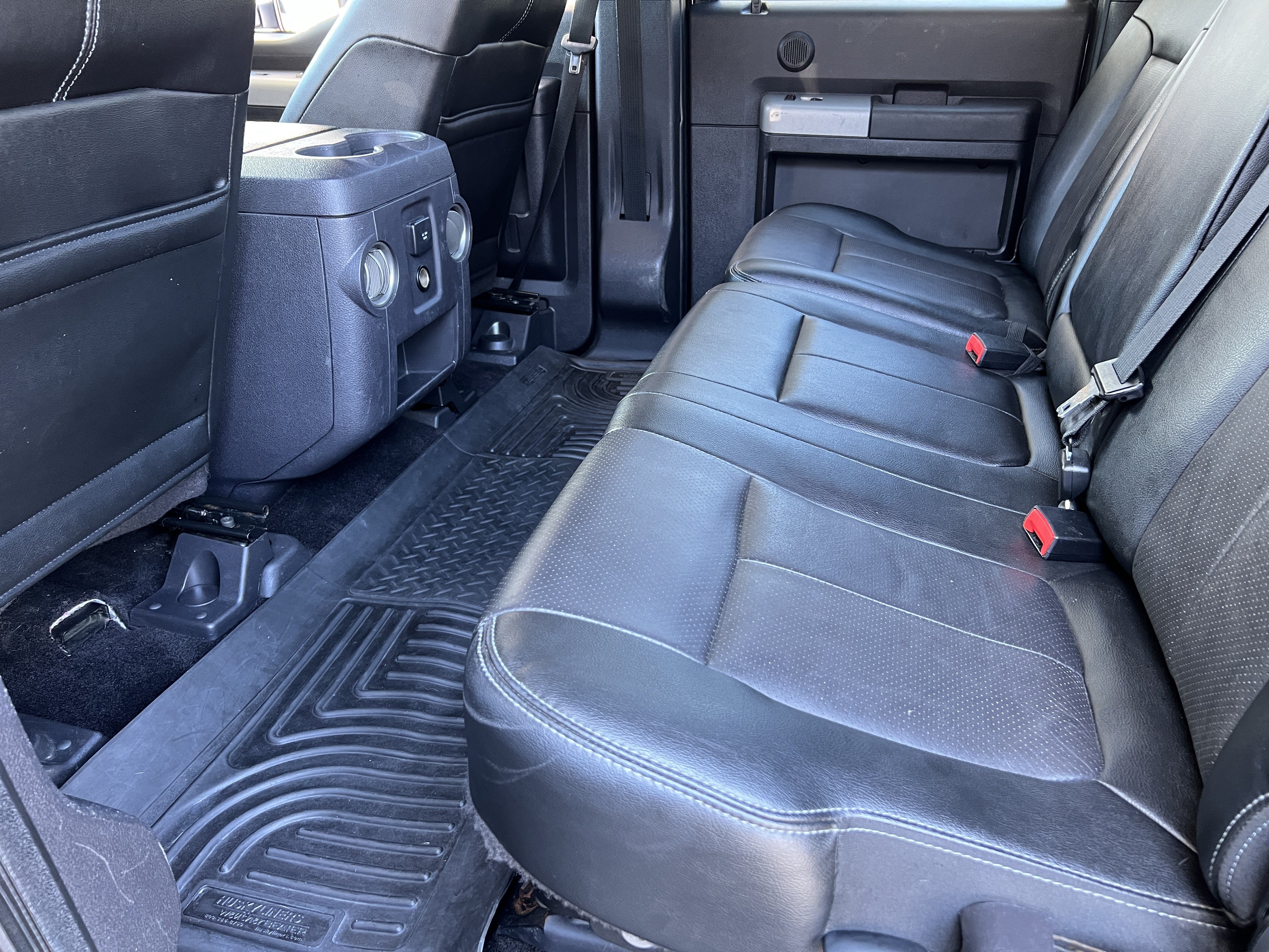 Used 2015 Ford F350 Lariat w/ Lariat Ultimate Package AWD/4WD image 16