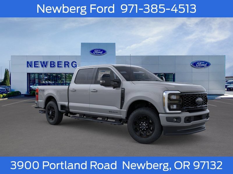 New 2026 Ford F250 Lariat w/ Black Appearance Package