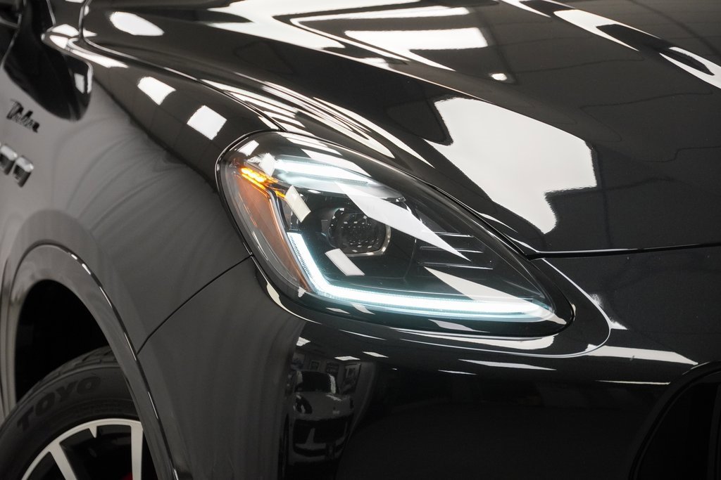 Used 2023 Maserati Grecale Modena image 4