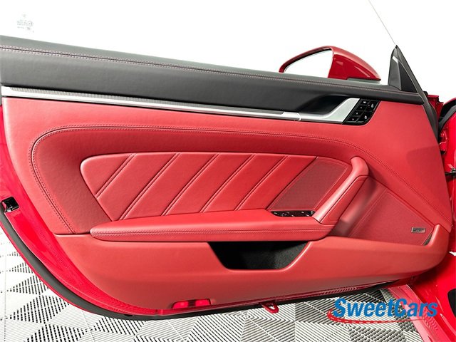 Used 2021 Porsche 911 Turbo S image 39