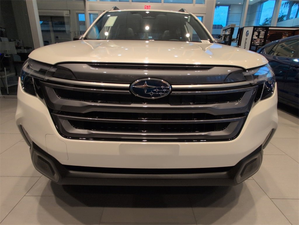 New 2025 Subaru Forester Limited image 3